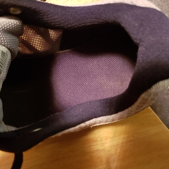 Nike - Picture 3 of 10